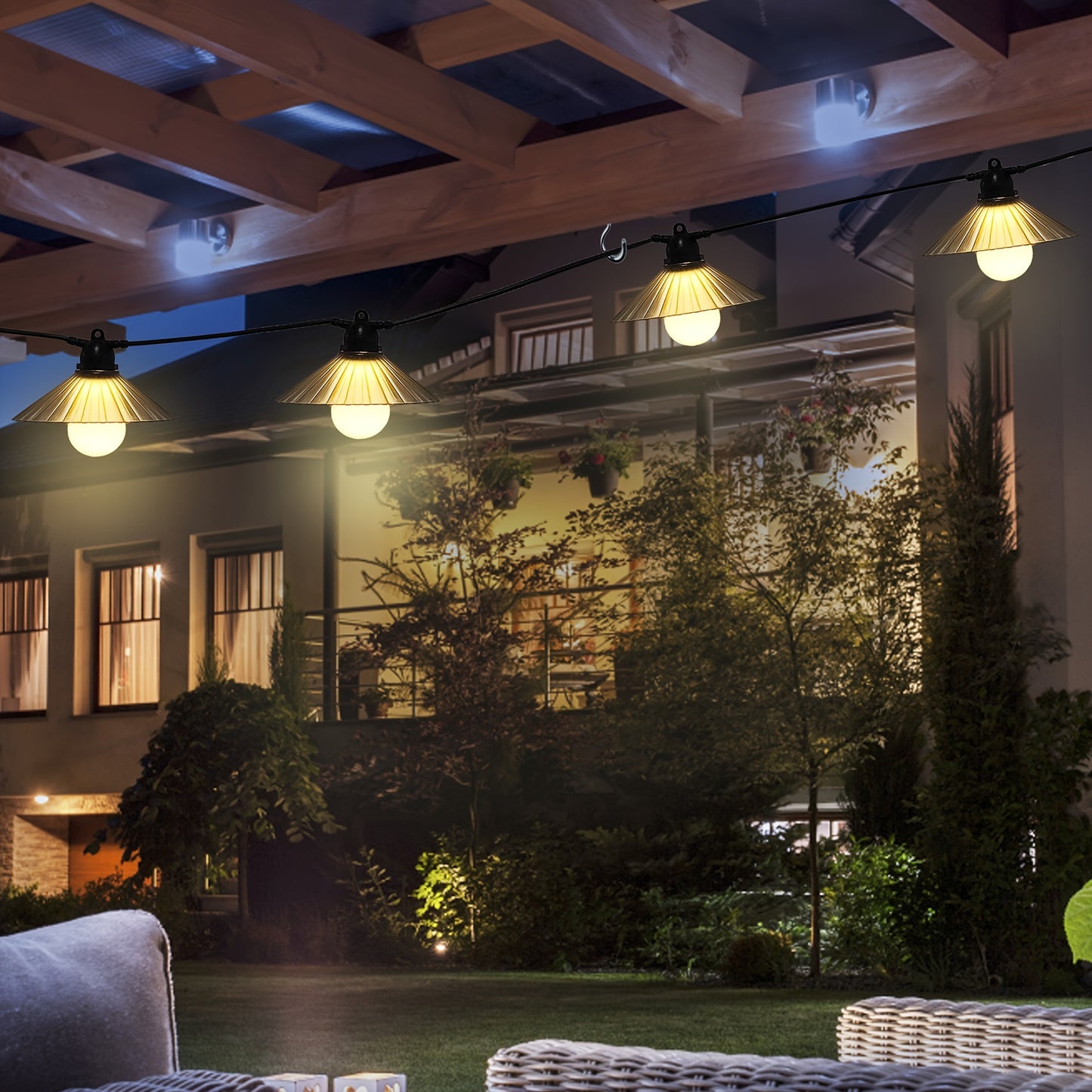16.4 FT 10 LED String Lights with Multi-Petal Shades